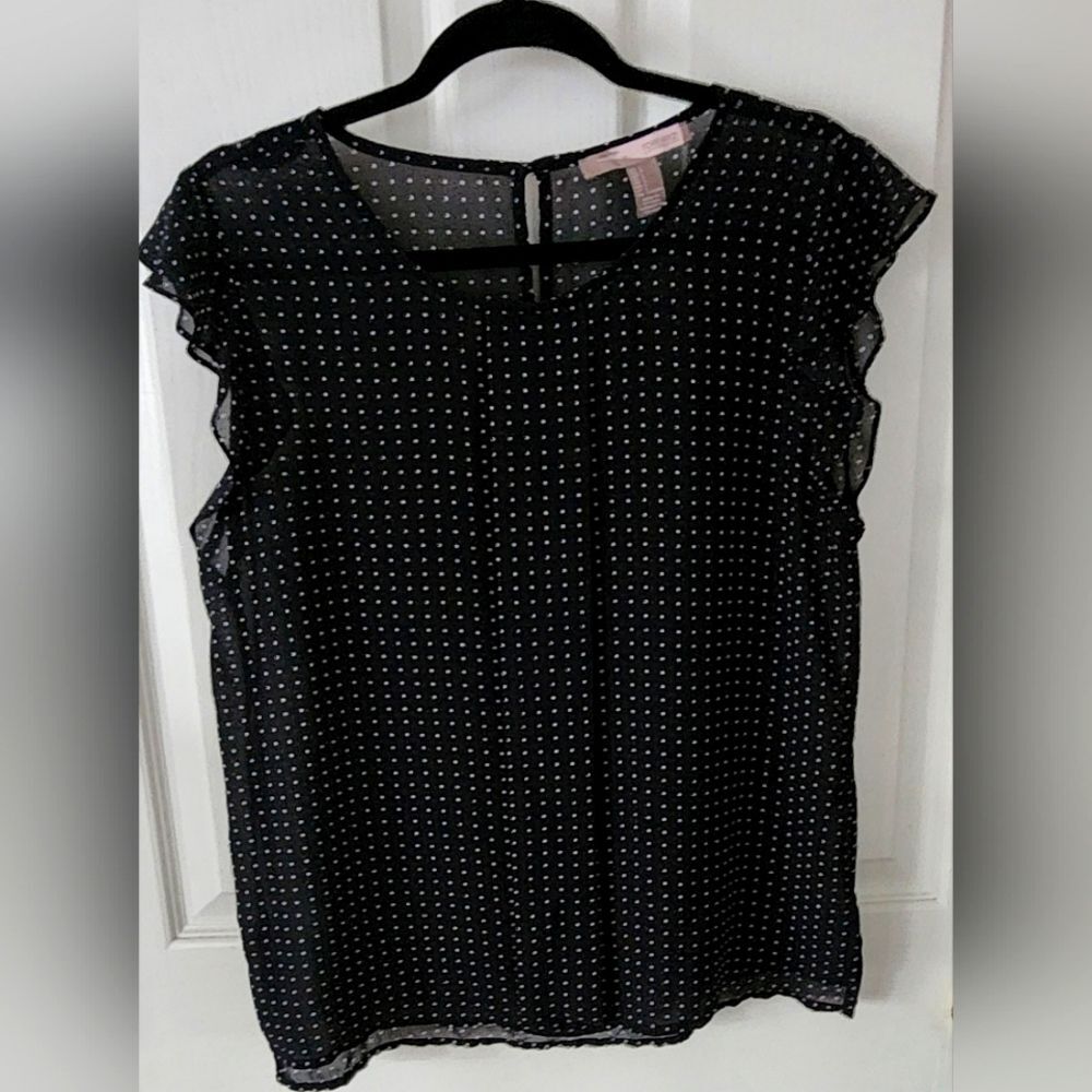 Polka Dot Sheer Blouse Ruffle cap sleeves in Black&white Romantic sheer Sz L